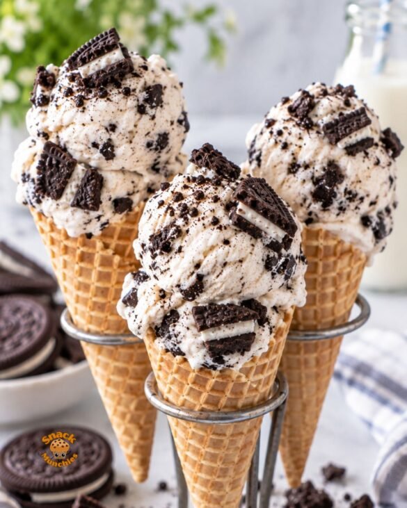 No-Churn Oreo Ice Cream Loaded with Cookies and Chocolate Chips